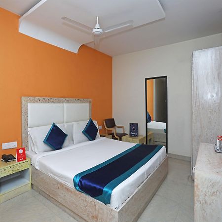 Hotel The Rts Plaza Nueva Delhi Exterior foto