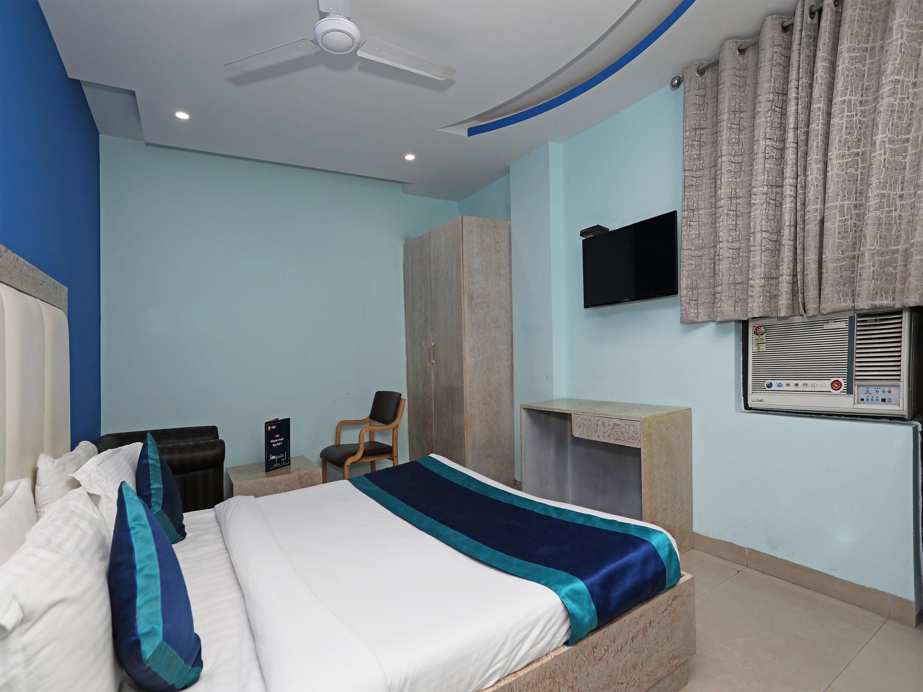 Hotel The Rts Plaza Nueva Delhi Exterior foto
